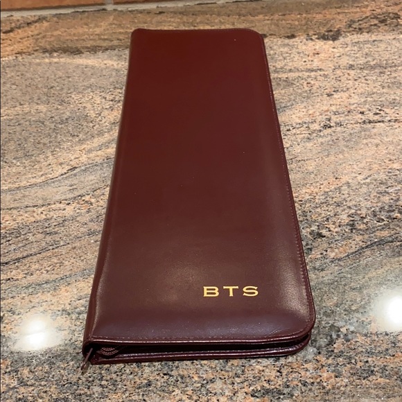 Other - Leather Men’s Tie Travel Holder
